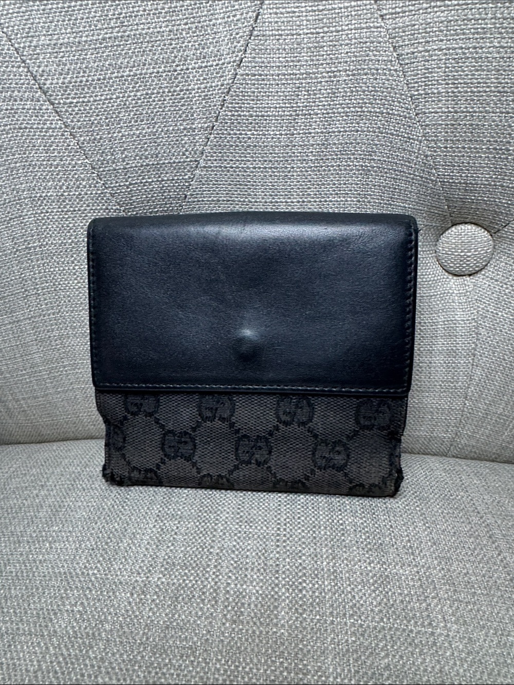 Gucci Black Monogram Canvas Wallet with Silver-Tone Accent - Picture 2 of 8